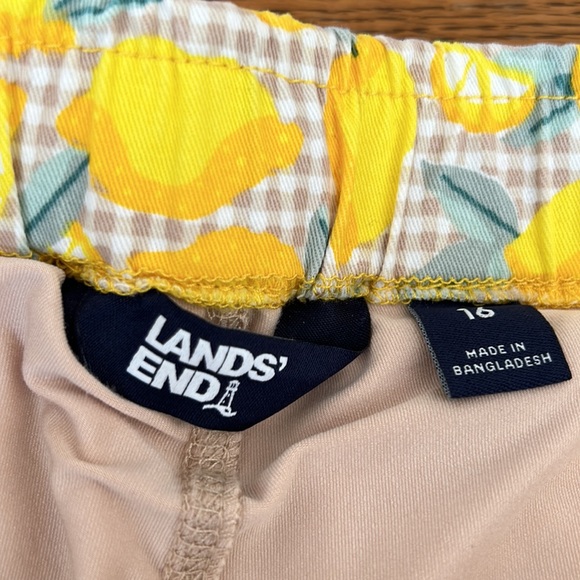 Lands’ End Size 16 Lemon Print/Gingham Check Pull On Skort - Skirt w/ Shorts - Picture 2 of 6